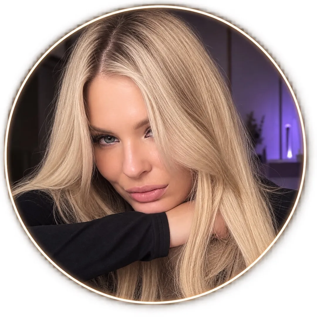 LARISA LORI TikTok Live Replay: Audience Chat and Interactions